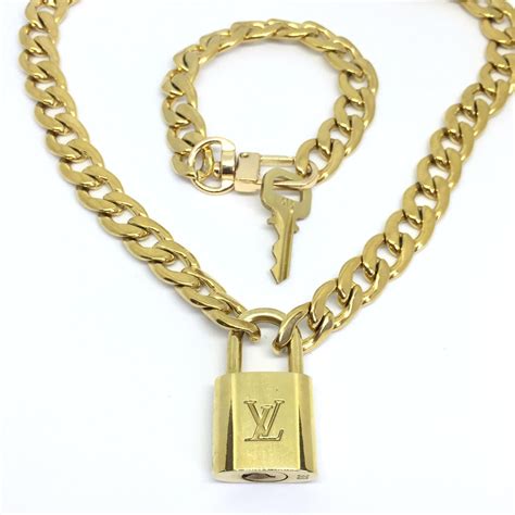 silver lock necklace louis vuitton|Louis Vuitton lock and key necklace 55.